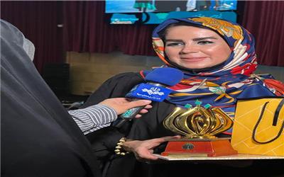 برگزیده یازدهمین جشنواره بین المللی مد و لباس فجر غزاله اخلاقی دانشجوی دانشگاه آزاد اسلامی یزد